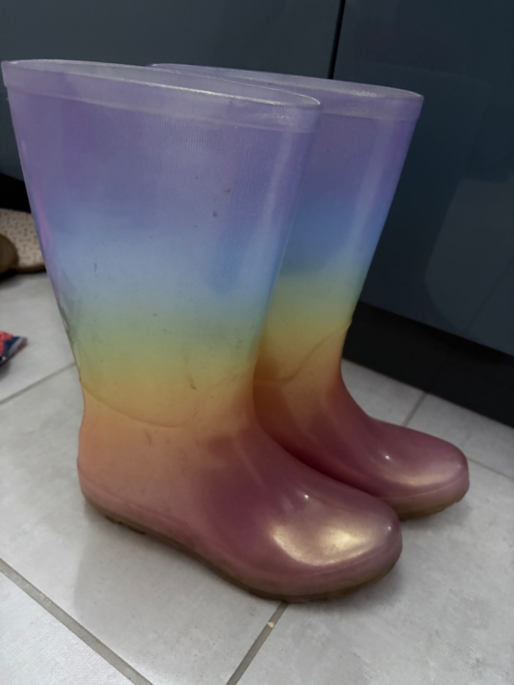 Rainbow Ombre Kids Rain Boots Cat & Jack size 2